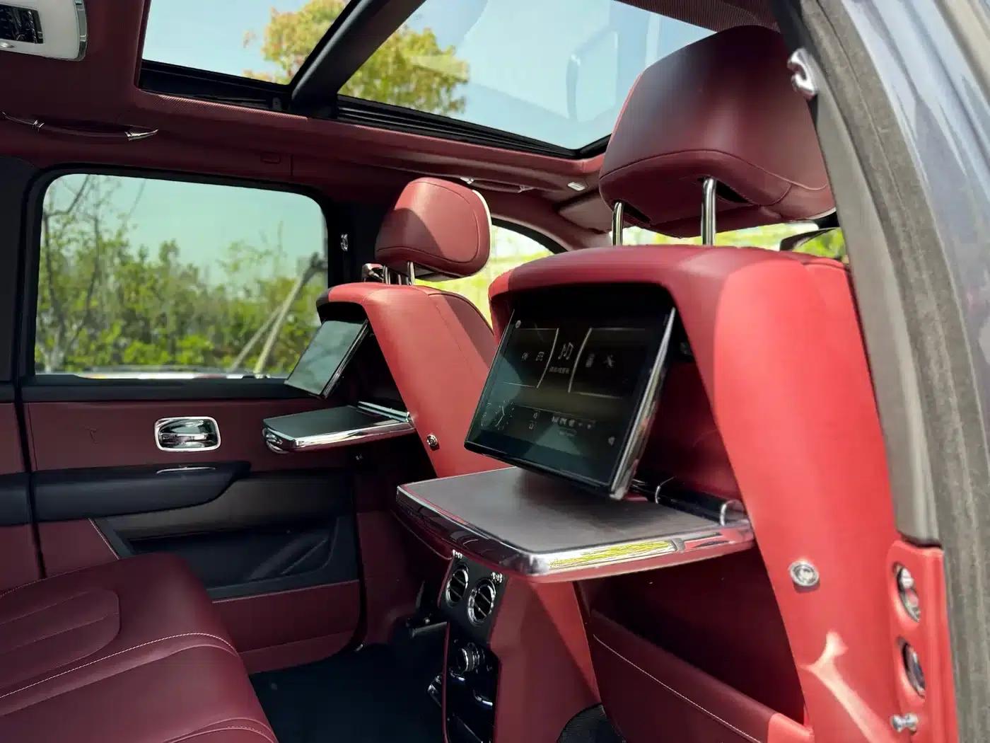 2018 Cullinan 5-seater — миниатюра 20