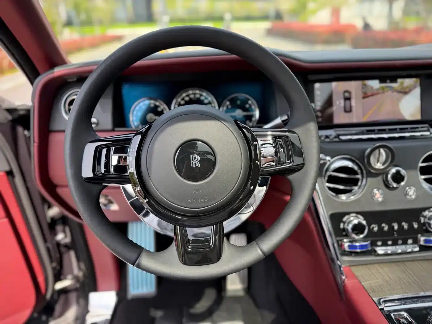 2018 Cullinan 5-seater — миниатюра 5
