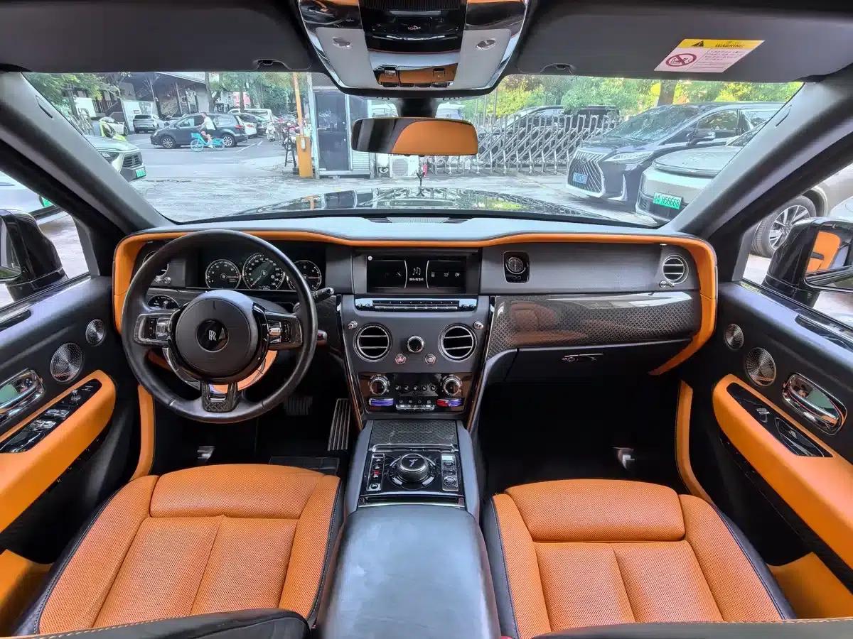 2020 Cullinan Black Badge — миниатюра 6