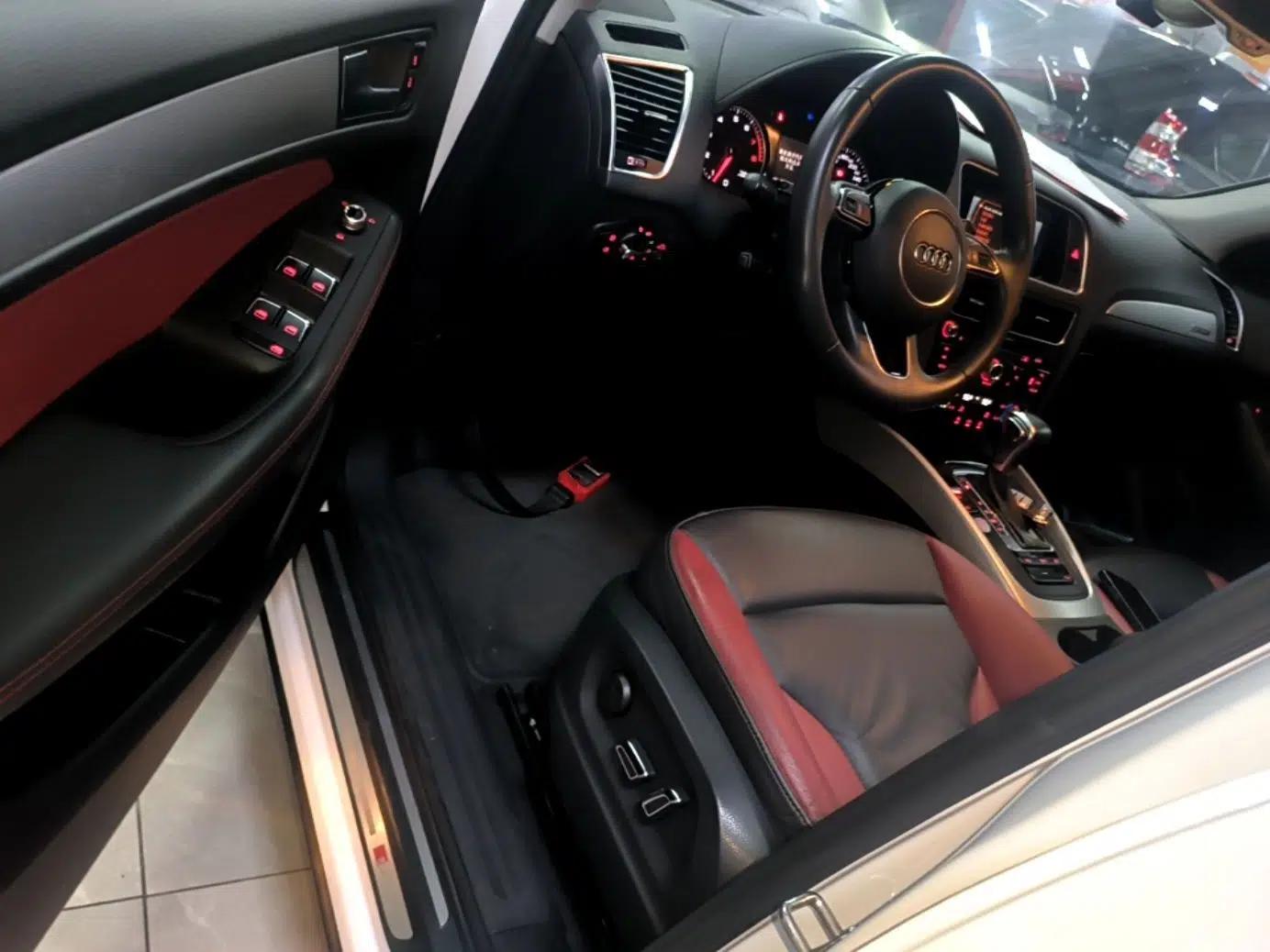 Audi Q5 2018 Collector's Edition 40 TFSI Technology Model — миниатюра 25