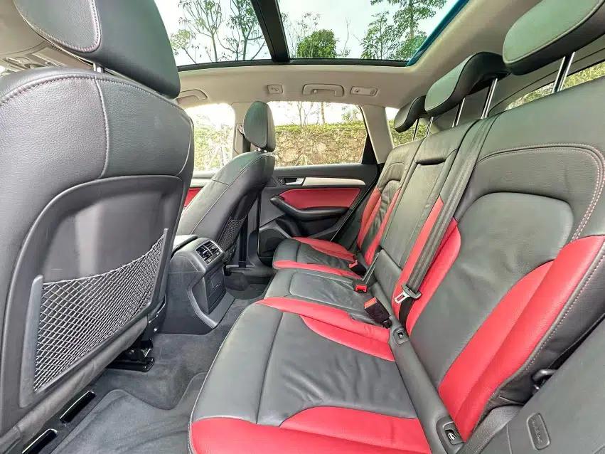 Audi Q5 2018 Collector's Edition 40 TFSI Technology Model — миниатюра 31