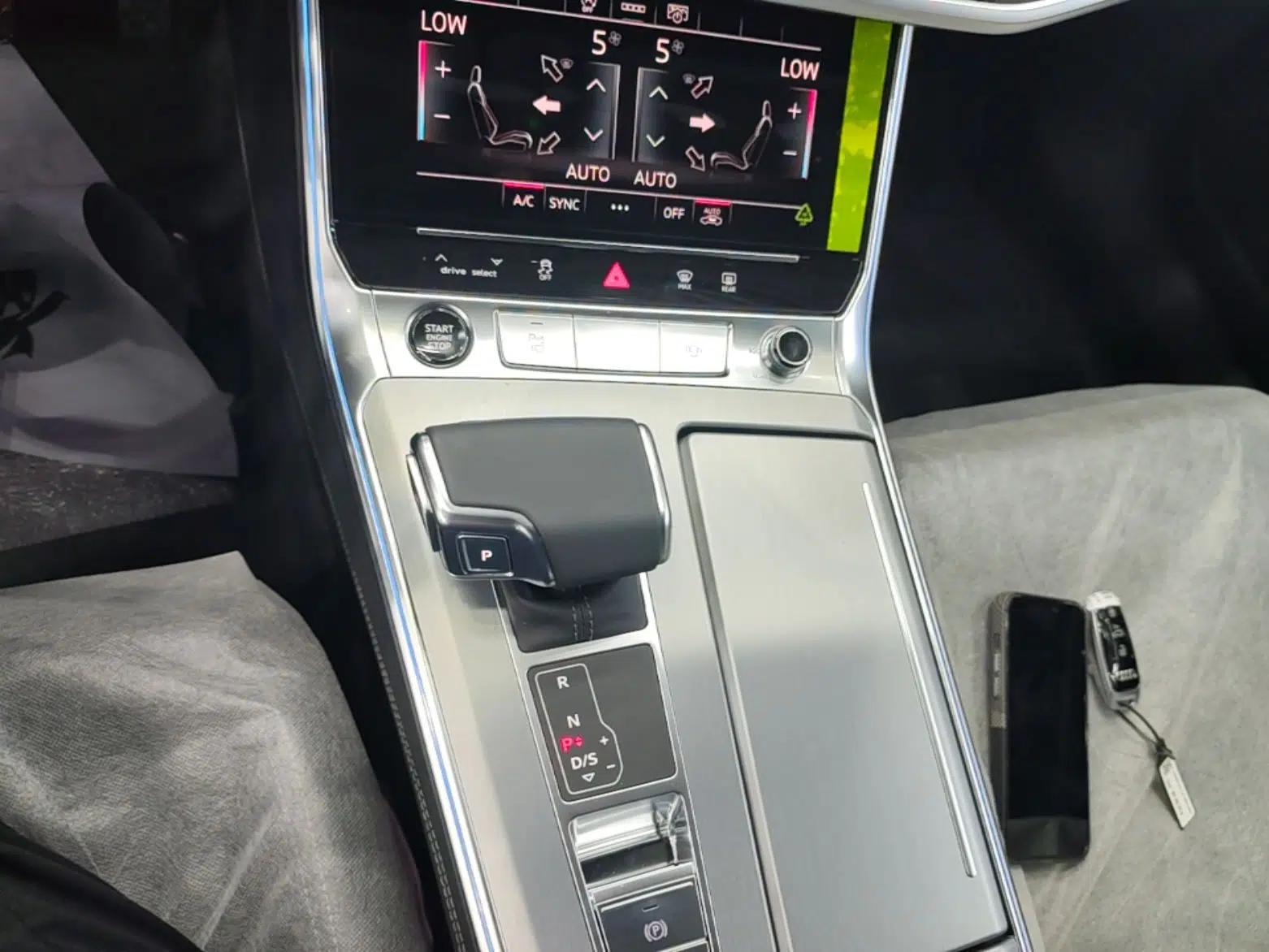 Audi A7L 2025 45 TFSI Luxury Edition — миниатюра 16