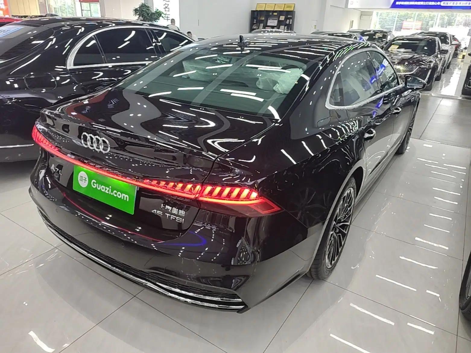 Audi A7L 2025 45 TFSI Luxury Edition — миниатюра 6