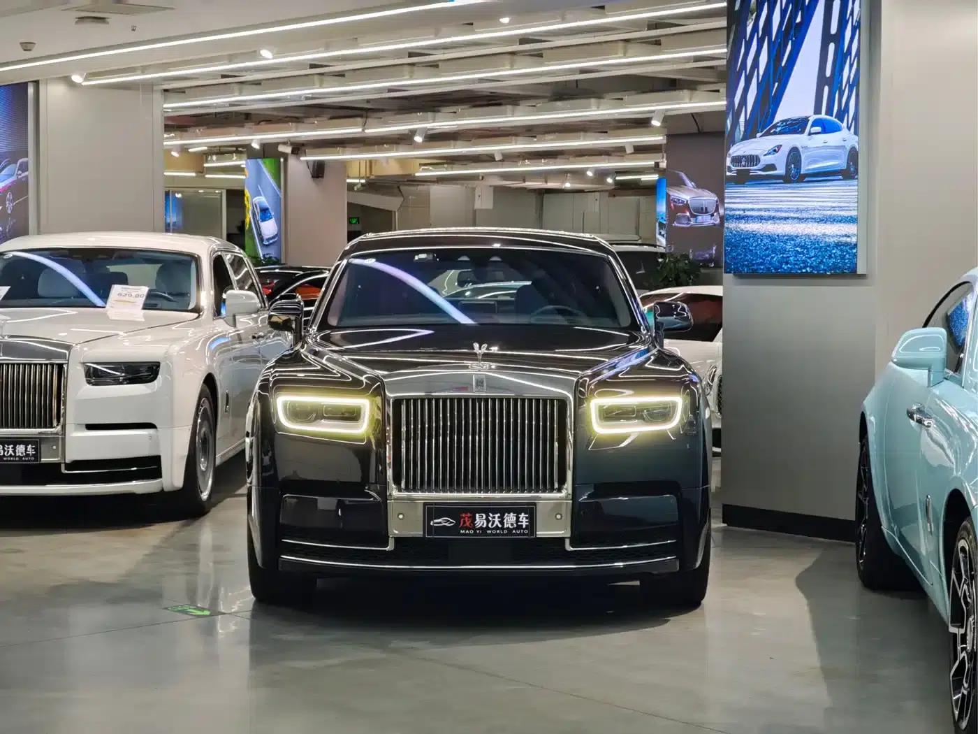 2018 Phantom 6.7T Long Wheelbase — миниатюра 2