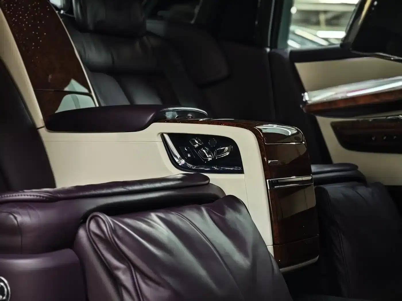 2018 Phantom 6.7T Long Wheelbase — миниатюра 16