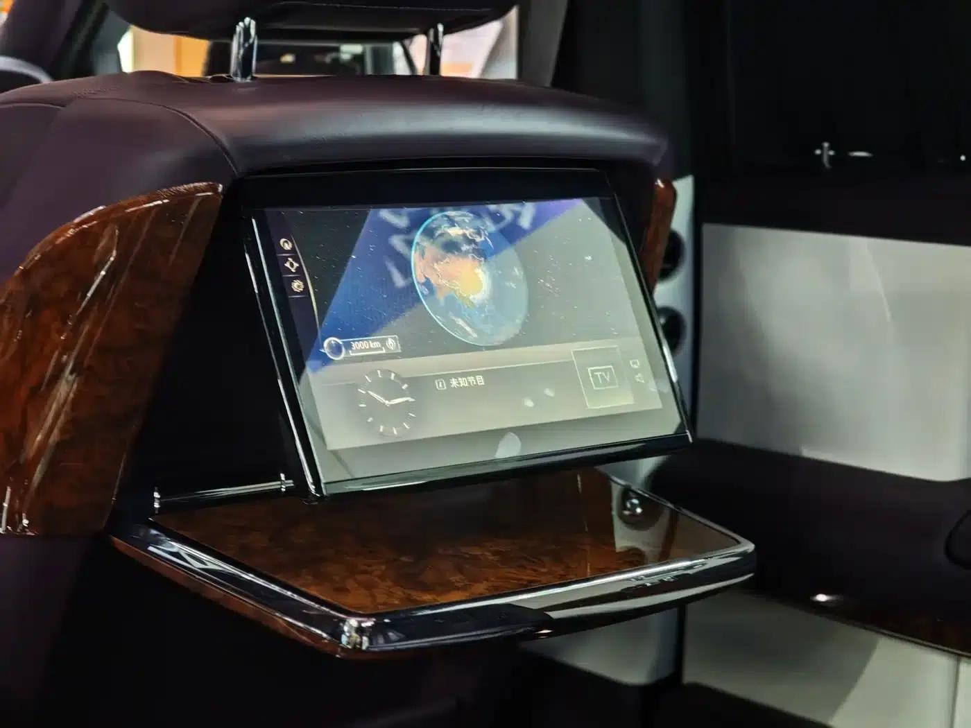 2018 Phantom 6.7T Long Wheelbase — миниатюра 22