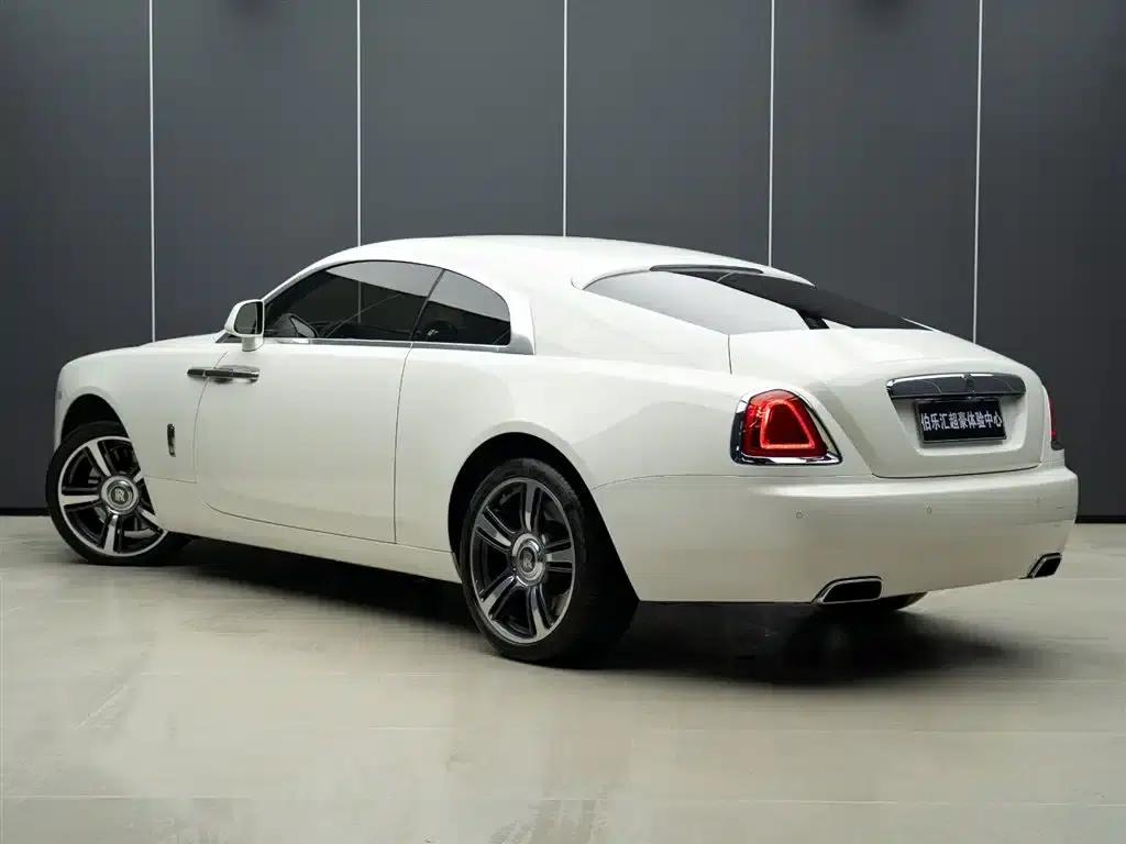 2017 Phantom 6.6T Black Badge Edition — миниатюра 4