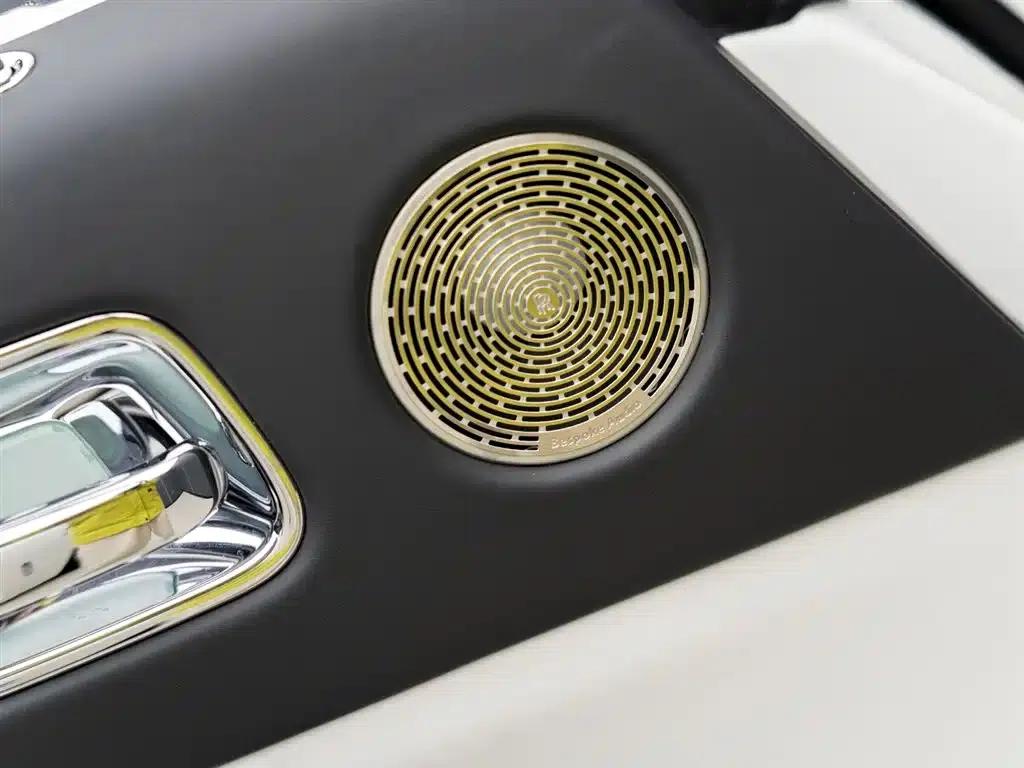 2017 Phantom 6.6T Black Badge Edition — миниатюра 8