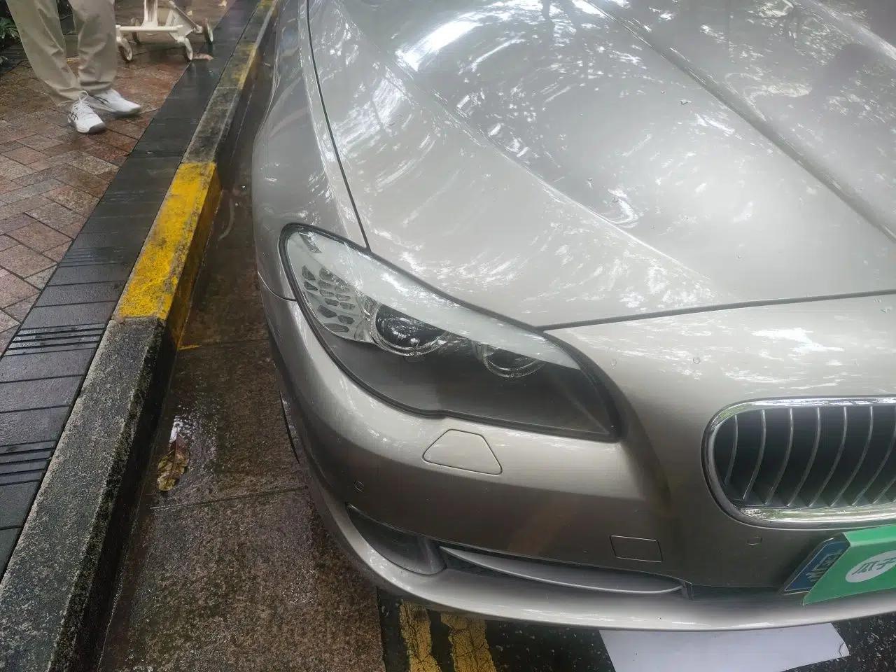 BMW 5 Series 2012 530Li Leading Model — миниатюра 7