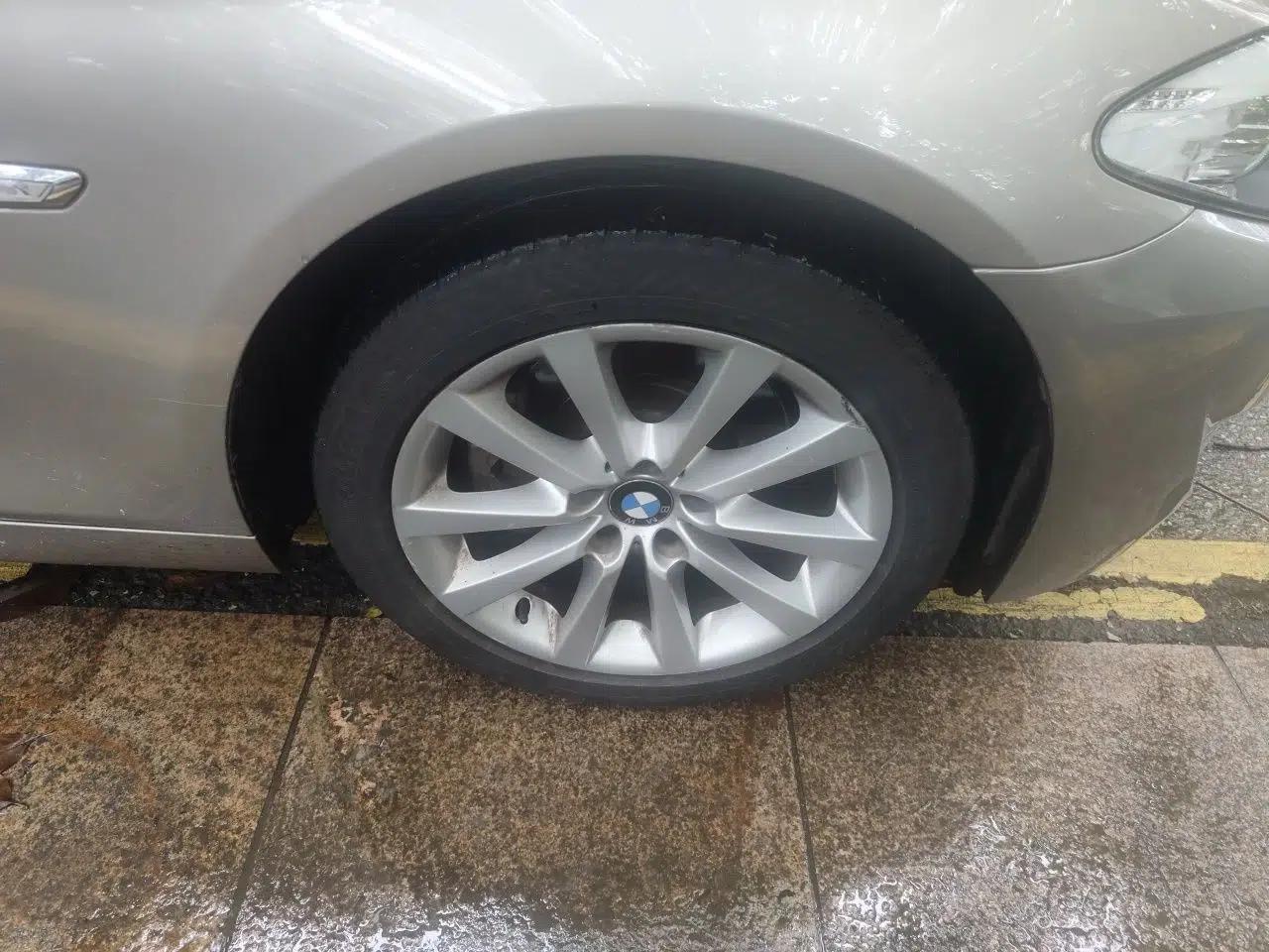 BMW 5 Series 2012 530Li Leading Model — миниатюра 8