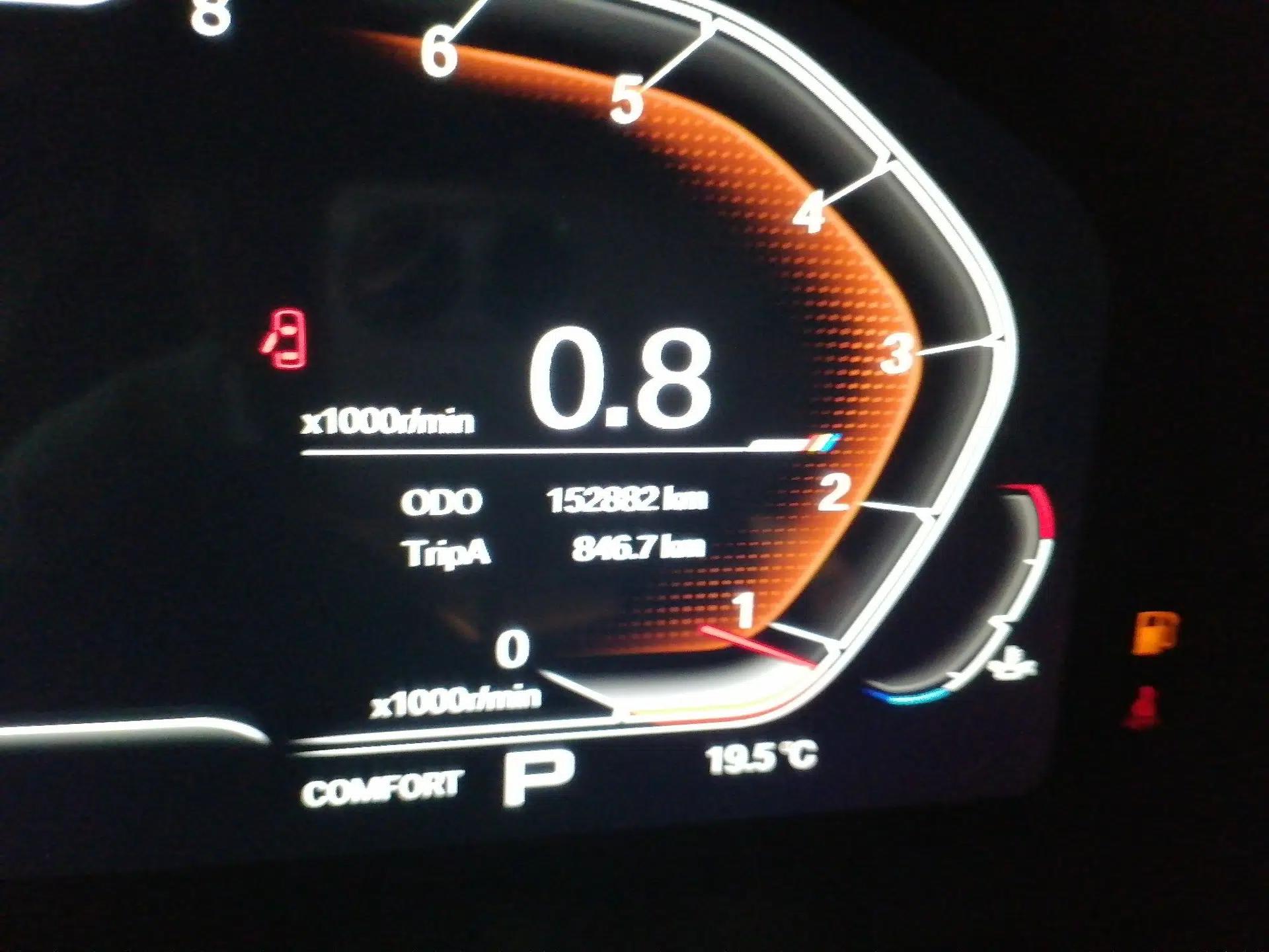BMW 5 Series 2014 525Li Leading Model — миниатюра 12