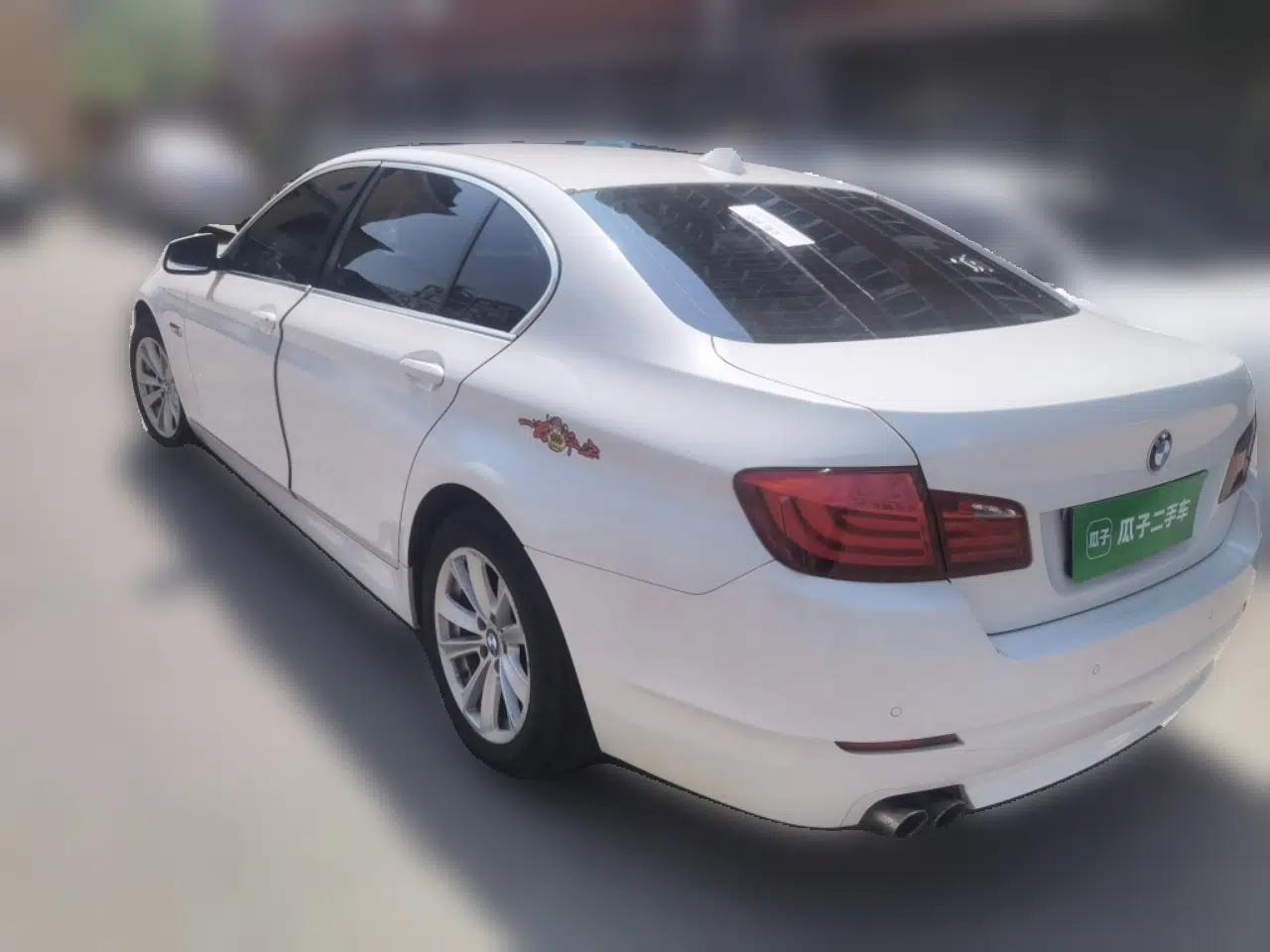 BMW 5 Series 2011 523Li Luxury Model — миниатюра 4