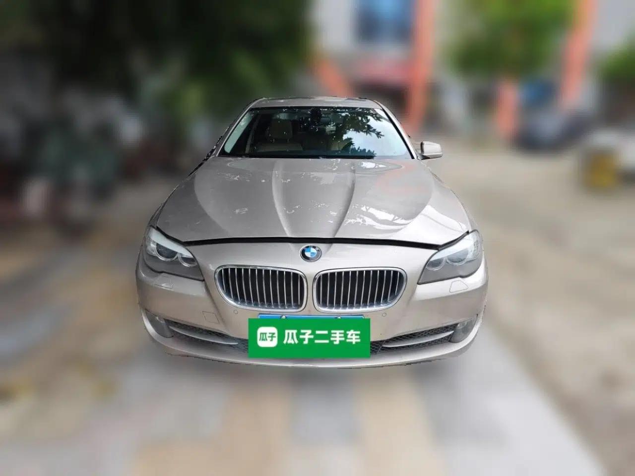 BMW 5 Series 2012 523Li Leading Model — миниатюра 2
