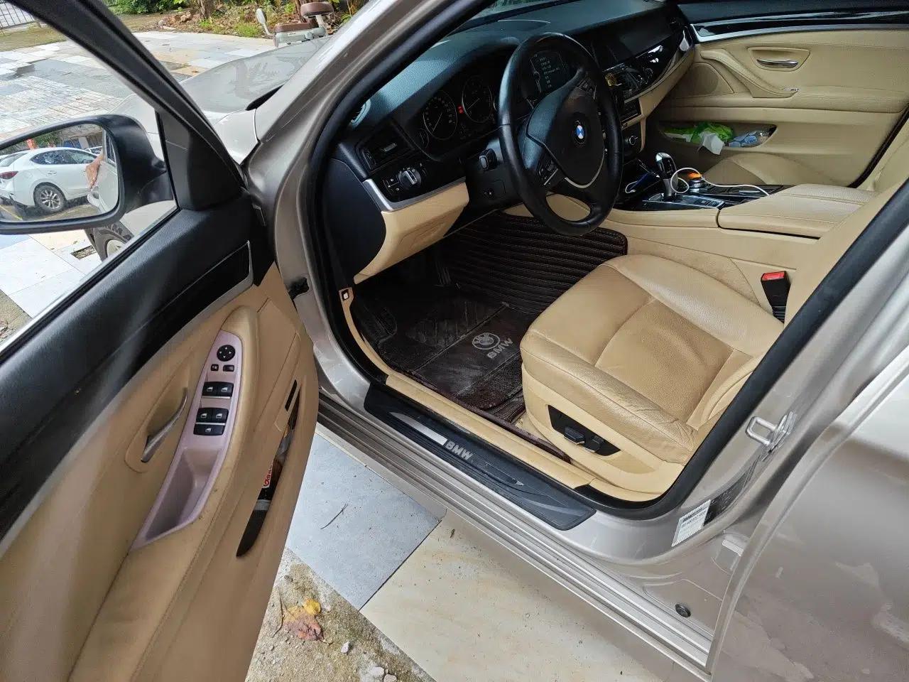 BMW 5 Series 2012 523Li Leading Model — миниатюра 16