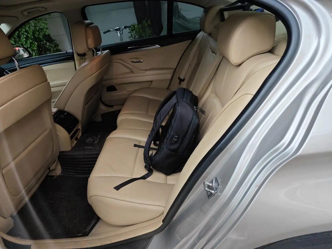 BMW 5 Series 2012 523Li Leading Model — миниатюра 17