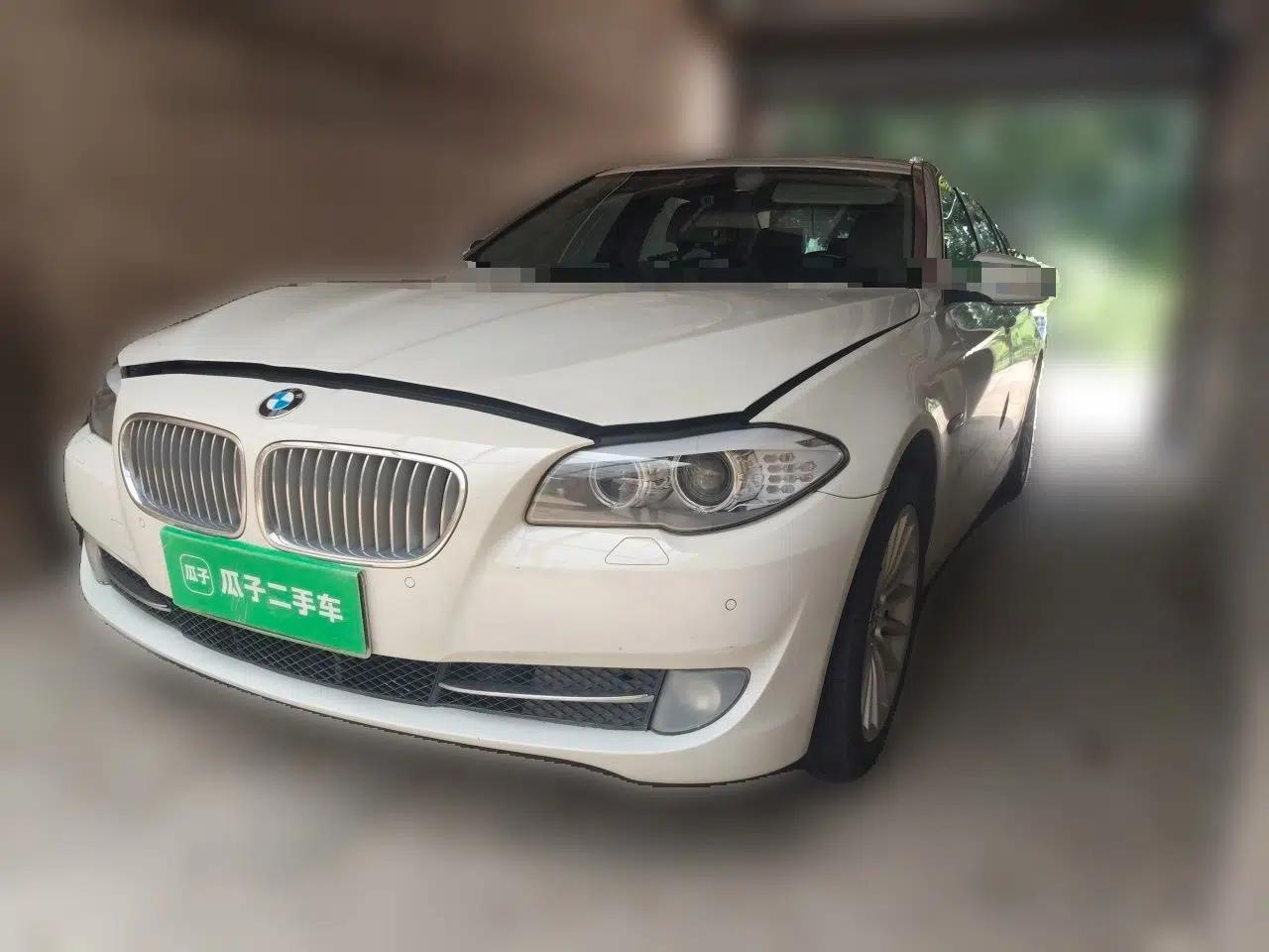 BMW 5 Series 2013 535Li Luxury Model — миниатюра 1