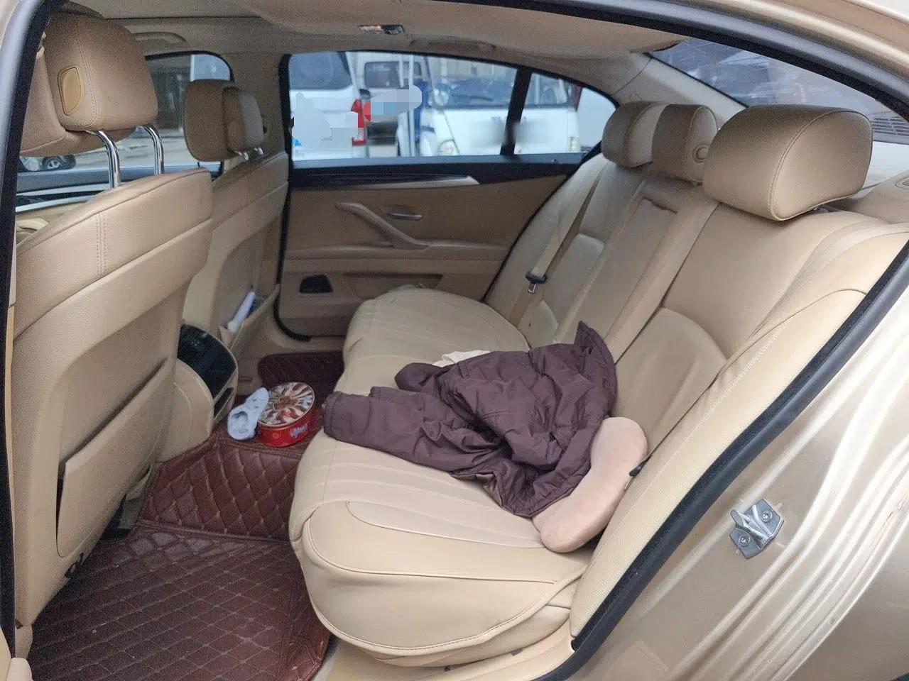 BMW 5 Series 2013 520Li Elegant Edition — миниатюра 17