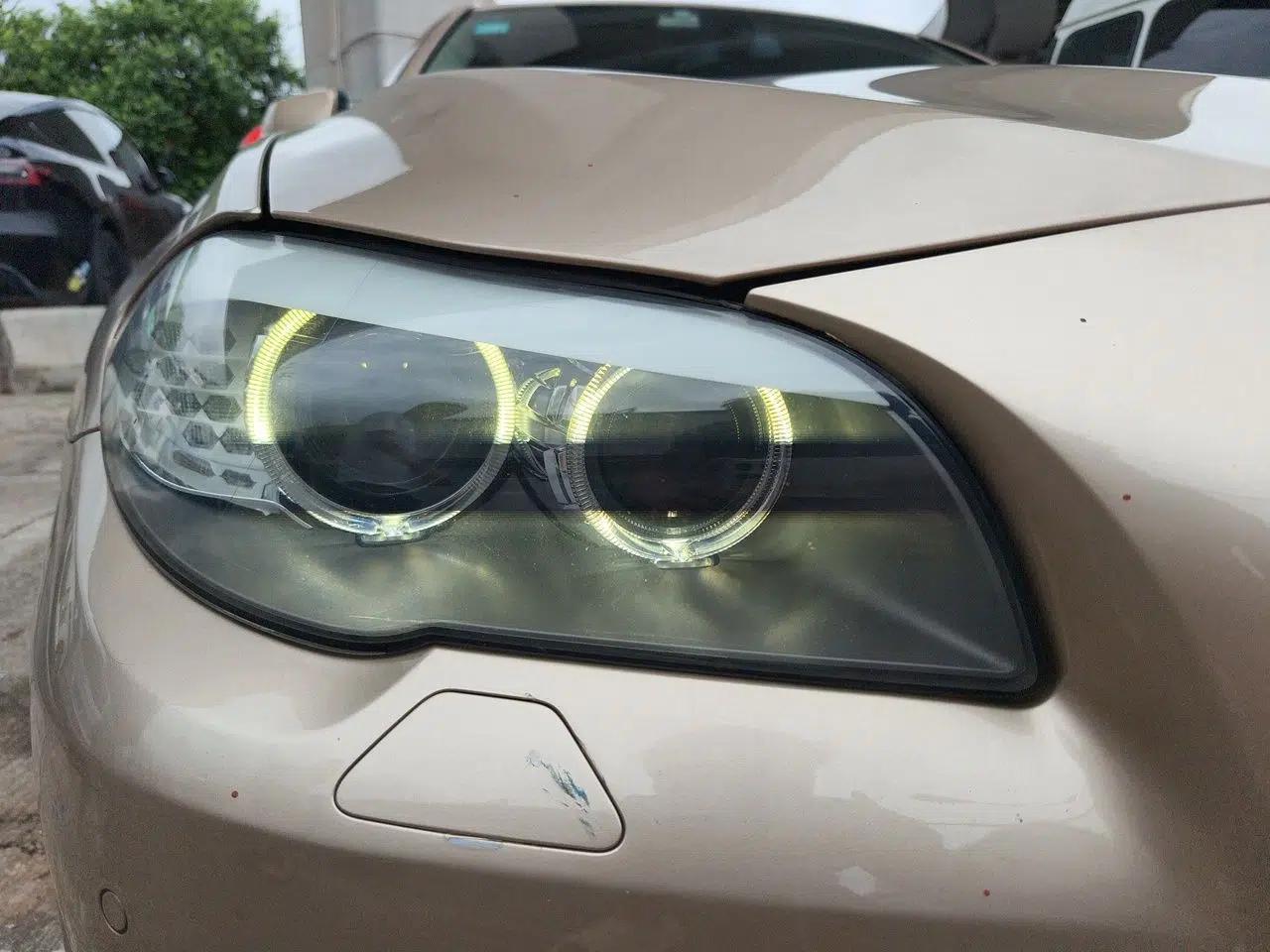 BMW 5 Series 2013 520Li Elegant Edition — миниатюра 7