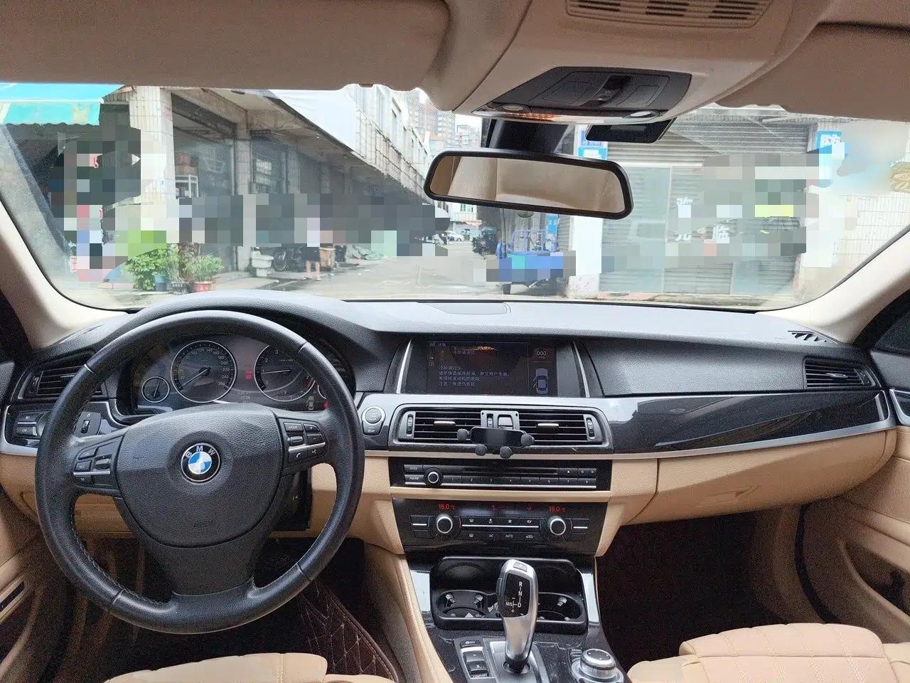 BMW 5 Series 2013 520Li Elegant Edition — миниатюра 9
