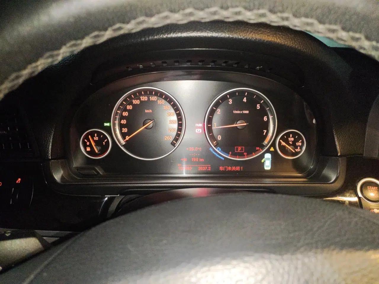 BMW 5 Series 2013 525Li Leading Model — миниатюра 11