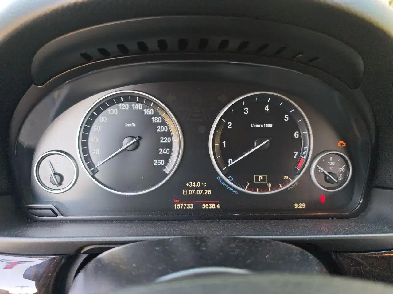 BMW 5 Series 2014 525Li Leading Model — миниатюра 11