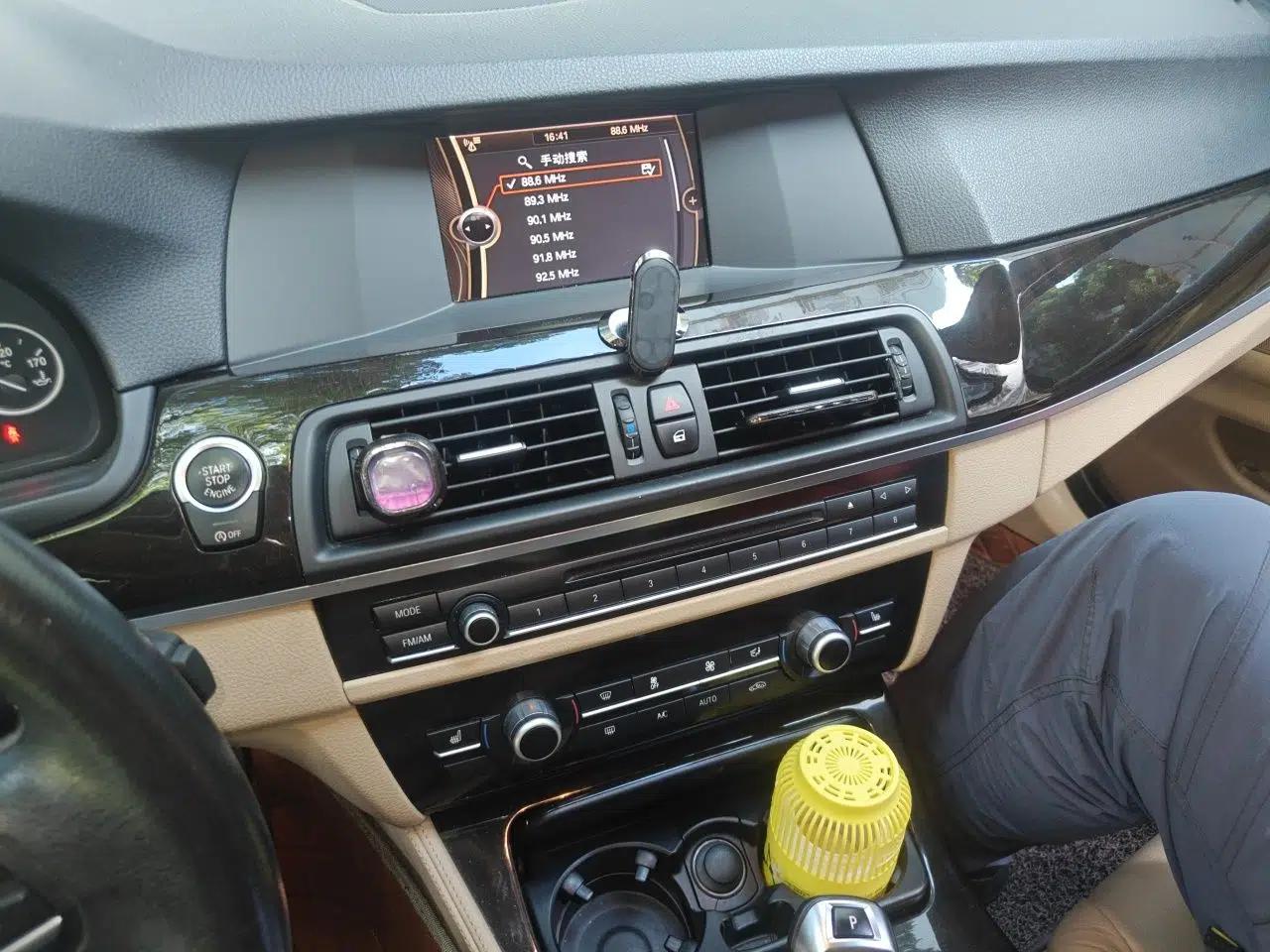 BMW 5 Series 2013 525Li Leading Model — миниатюра 13