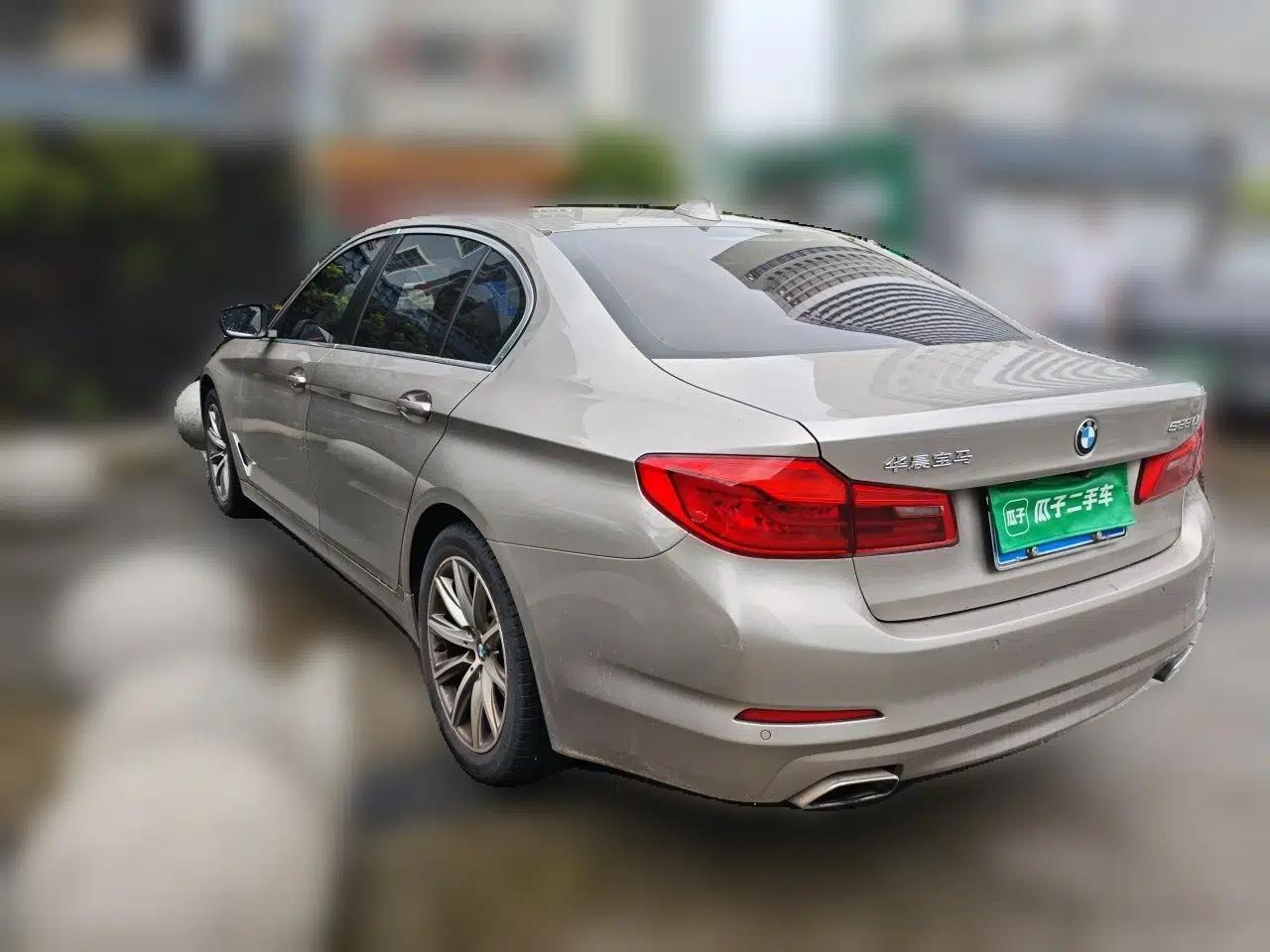 BMW 5 Series 2018 528Li Launch Special Edition — миниатюра 4