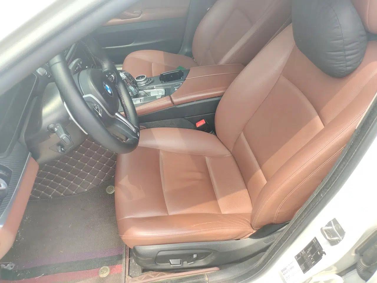BMW 5 Series 2014 520Li Elegant Model — миниатюра 15