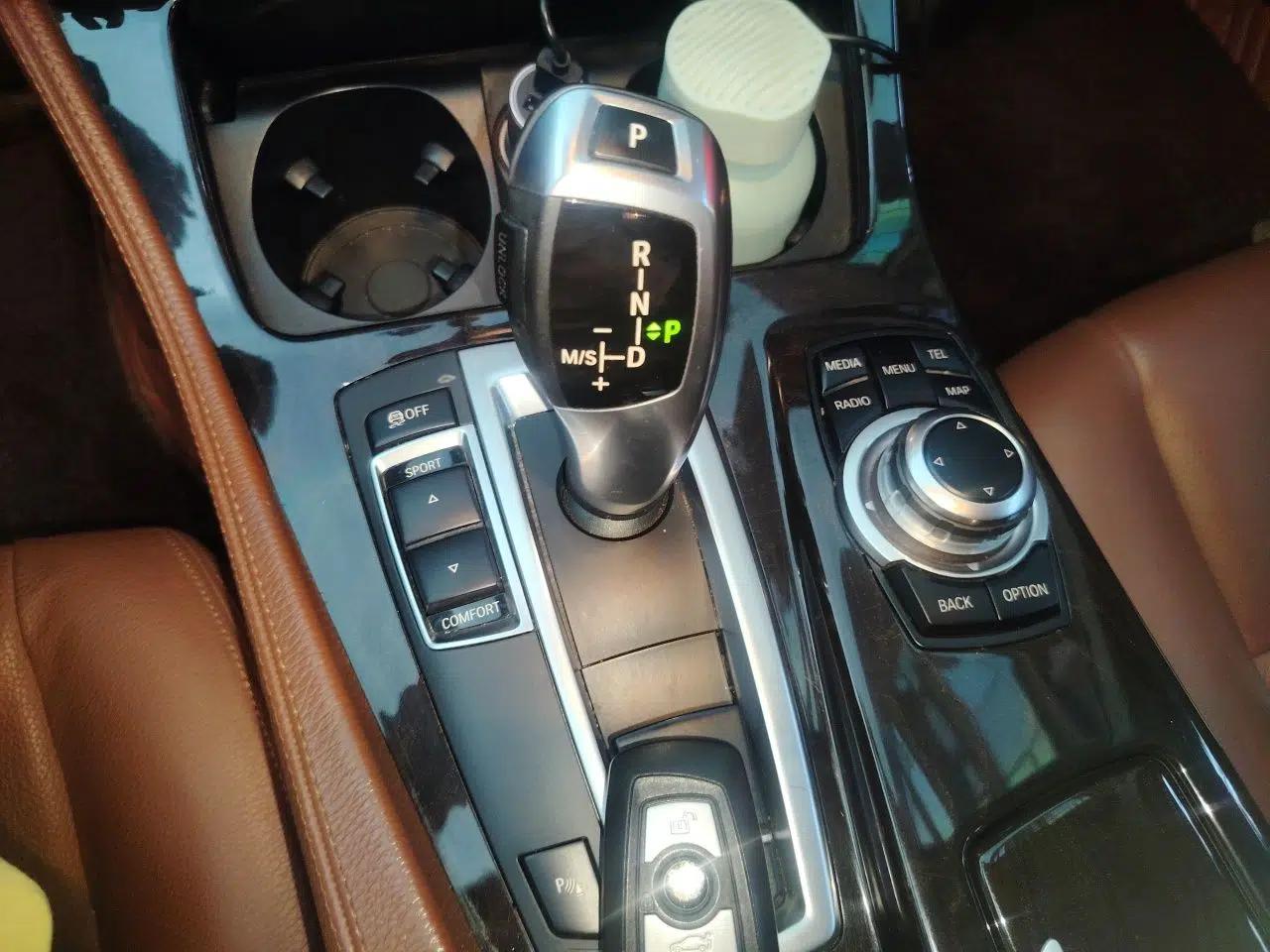 BMW 5 Series 2014 525Li Leading Model — миниатюра 14