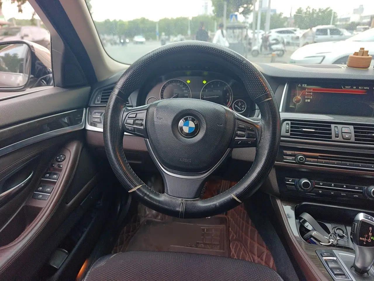 BMW 5 Series 2014 525Li Luxury Design Package — миниатюра 10
