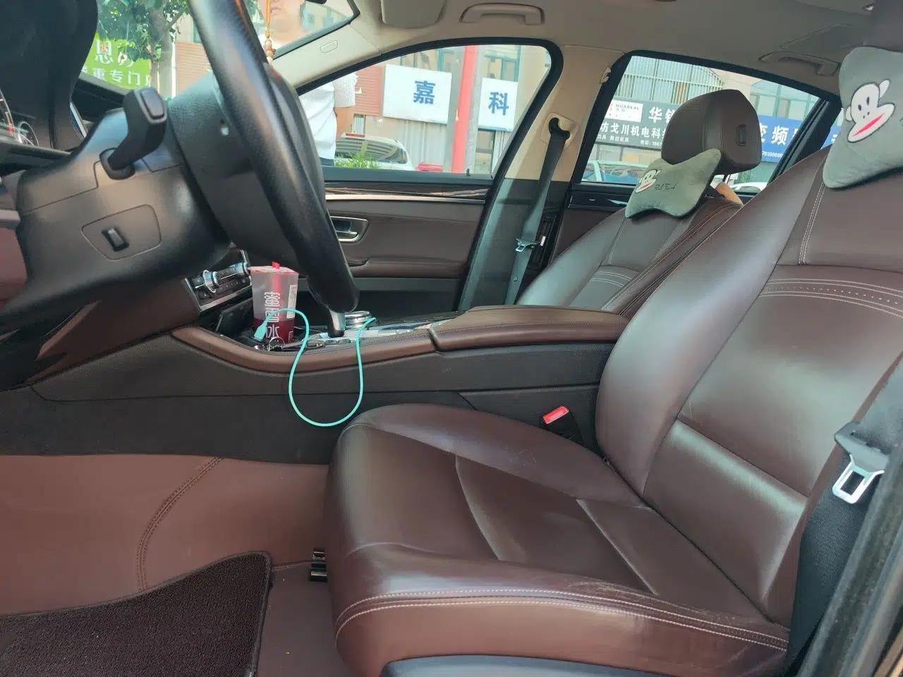 BMW 5 Series New Energy 2015 530Le — миниатюра 15