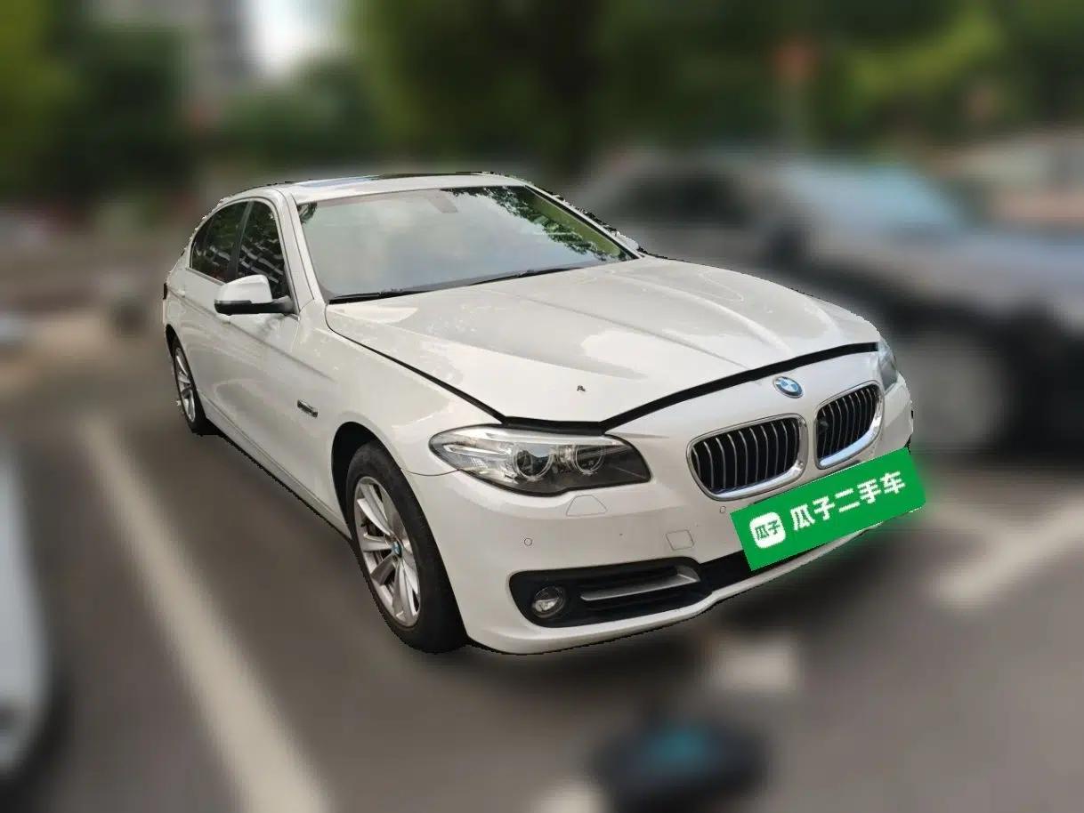 BMW 5 Series 2017 520Li Elegant Edition — миниатюра 3
