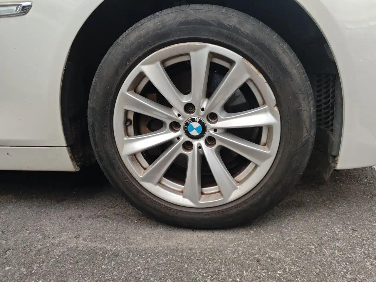 BMW 5 Series 2017 520Li Elegant Edition — миниатюра 8