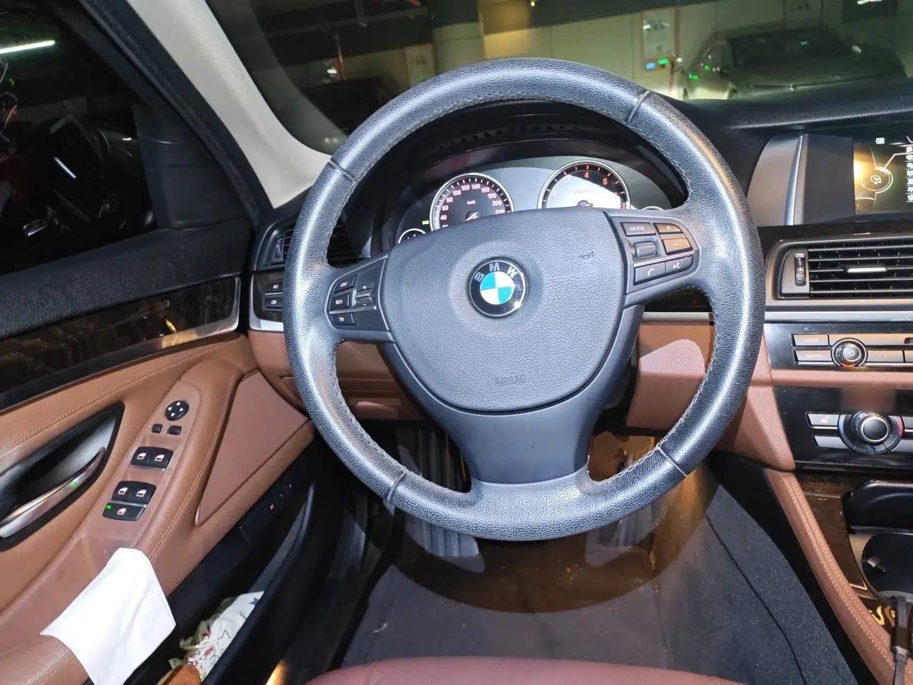 BMW 5 Series 2014 525Li Leading Model — миниатюра 10