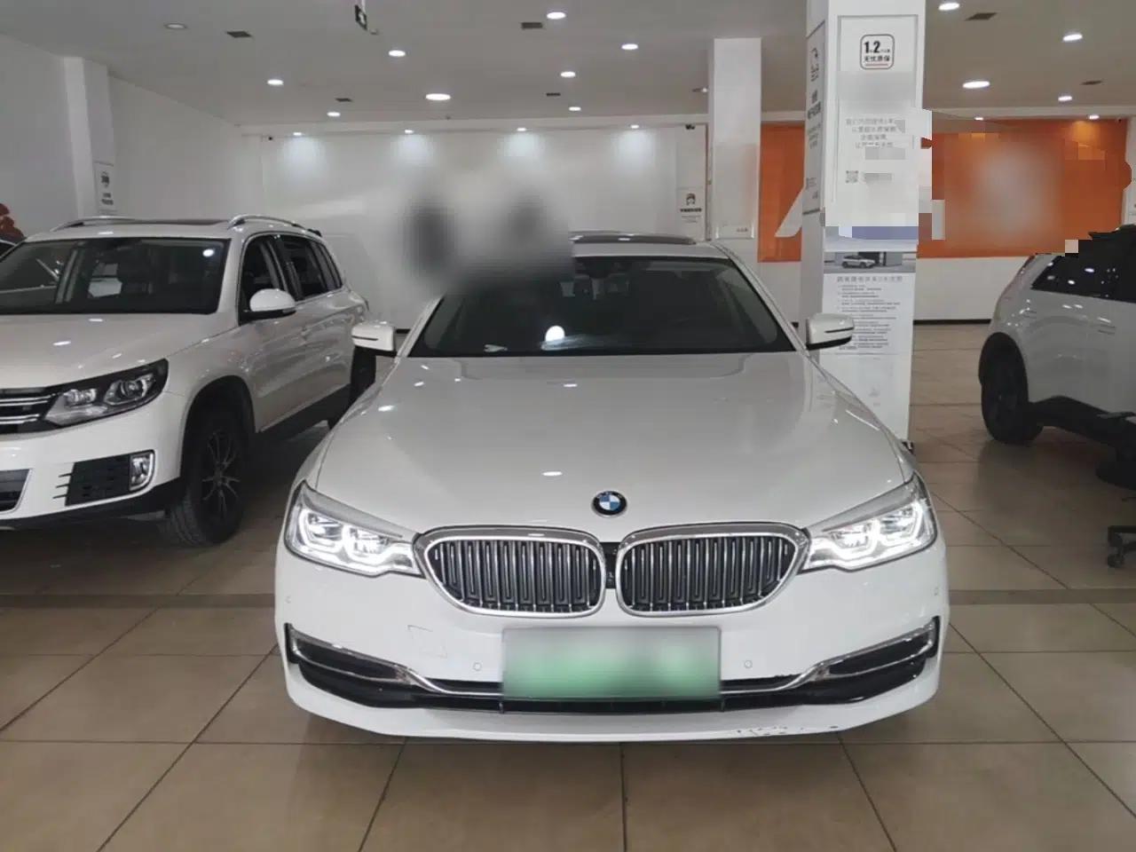 BMW 5 Series New Energy 2020 Mileage Upgrade Version 530Le Luxury Package — миниатюра 2