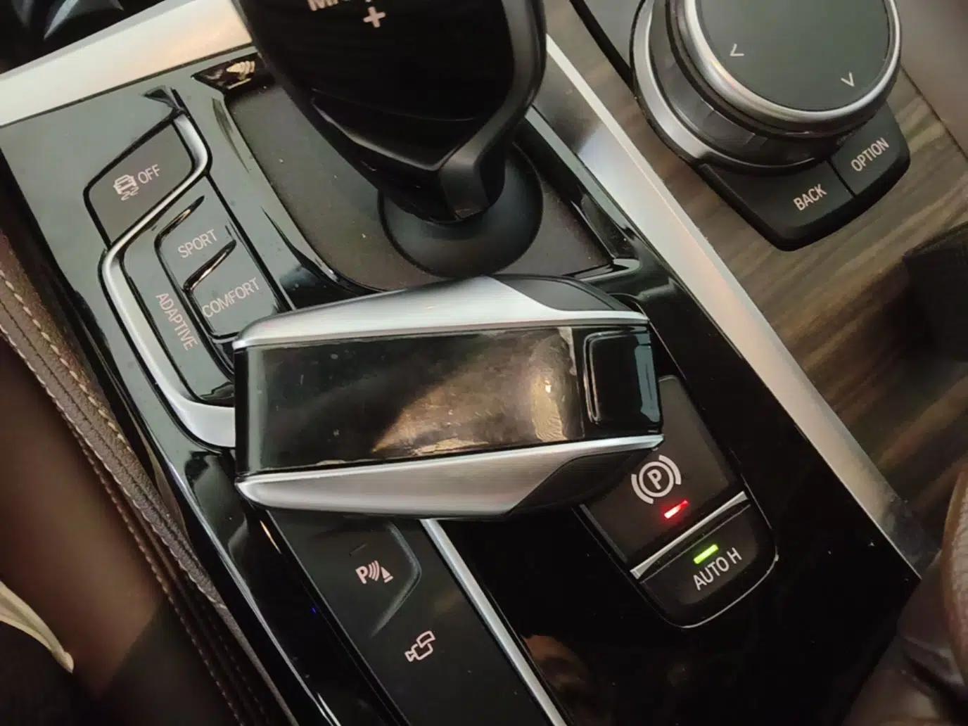 BMW 5 Series New Energy 2020 Mileage Upgrade Version 530Le Luxury Package — миниатюра 28