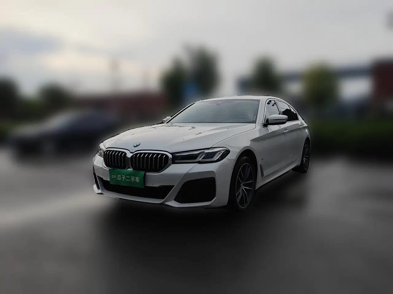 BMW 5 Series 2022 Restyled 525Li M Sport Package — миниатюра 1