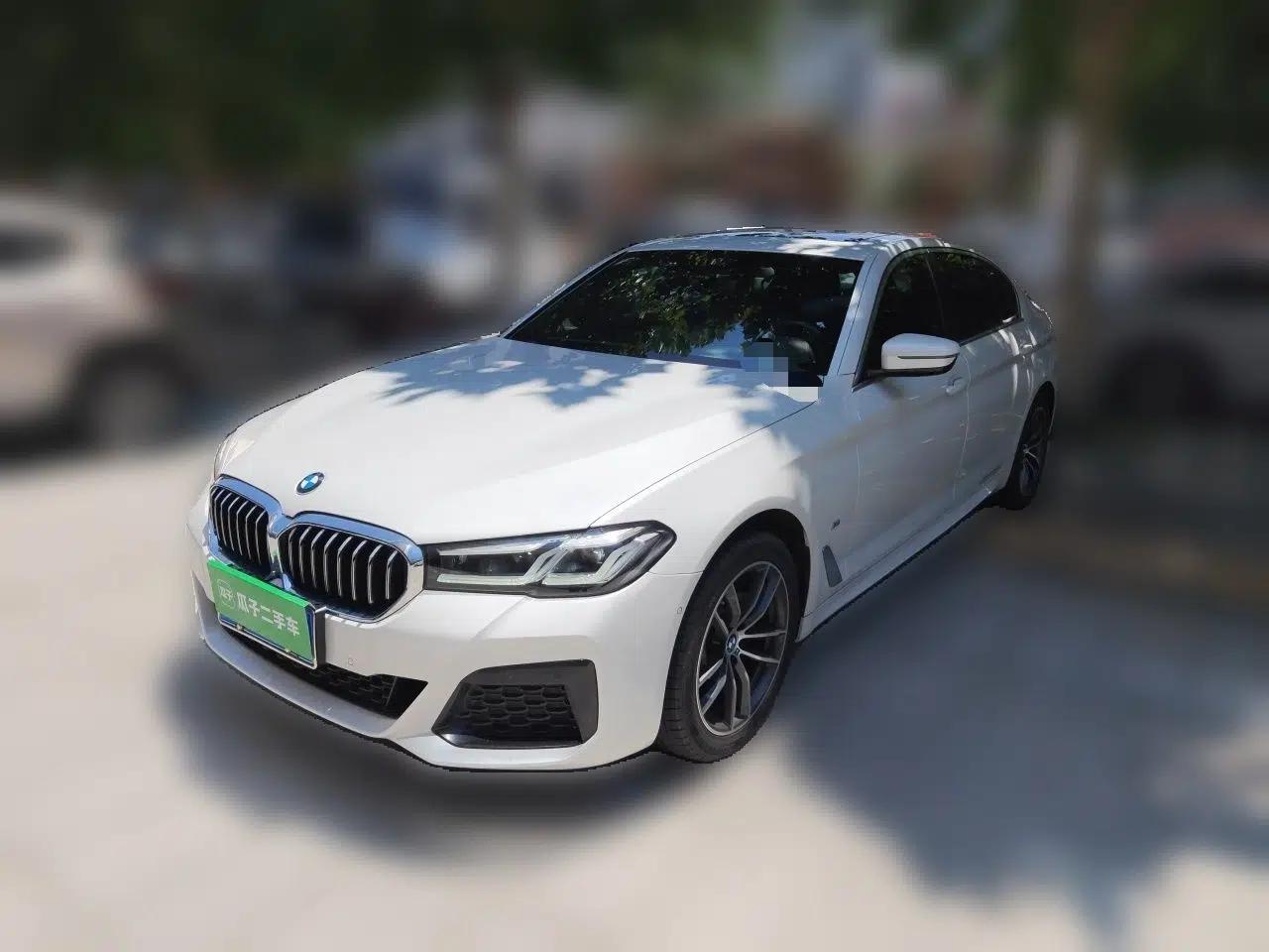 BMW 5 Series 2022 Restyled 525Li M Sport Package — миниатюра 1