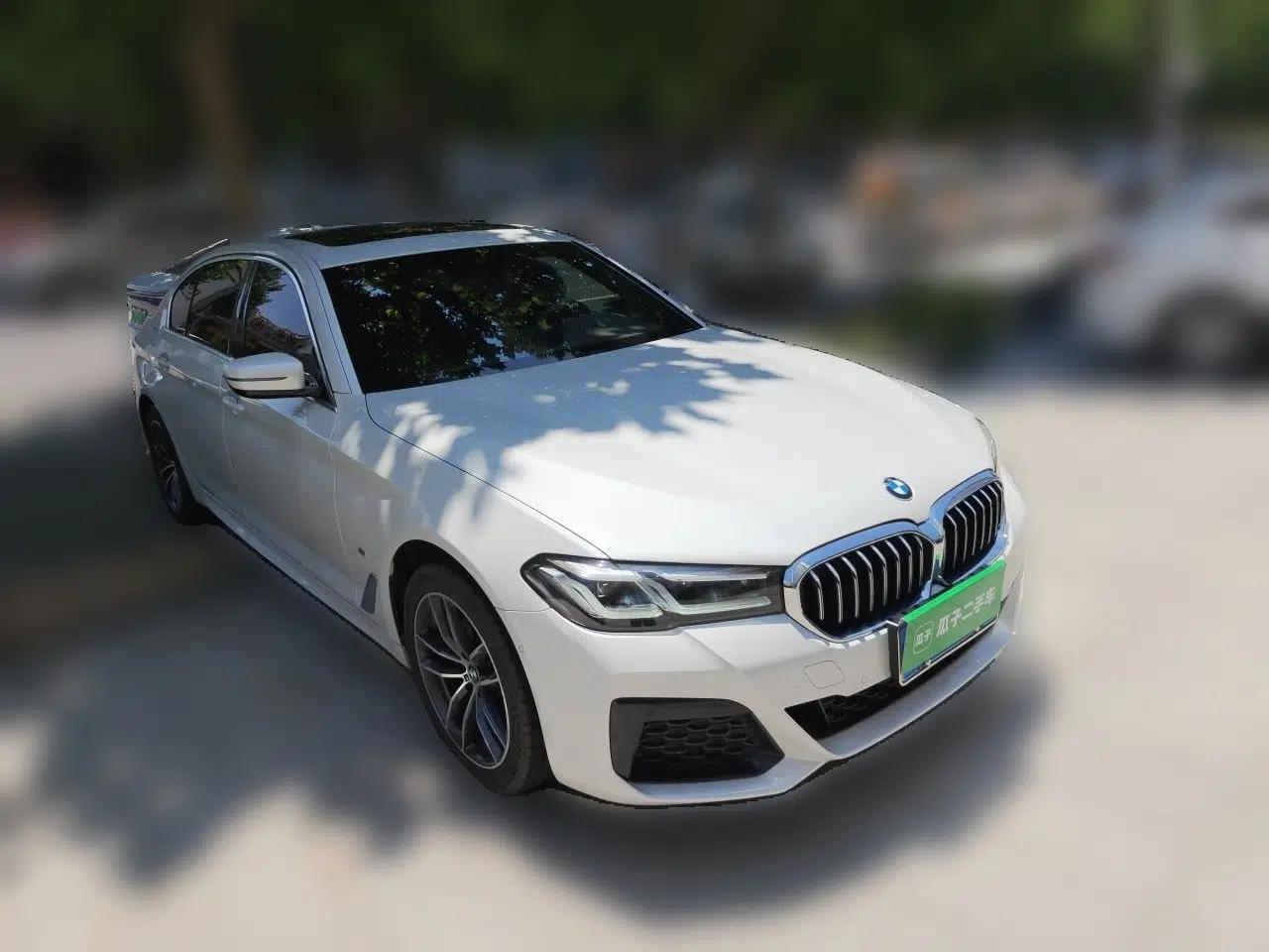 BMW 5 Series 2022 Restyled 525Li M Sport Package — миниатюра 3