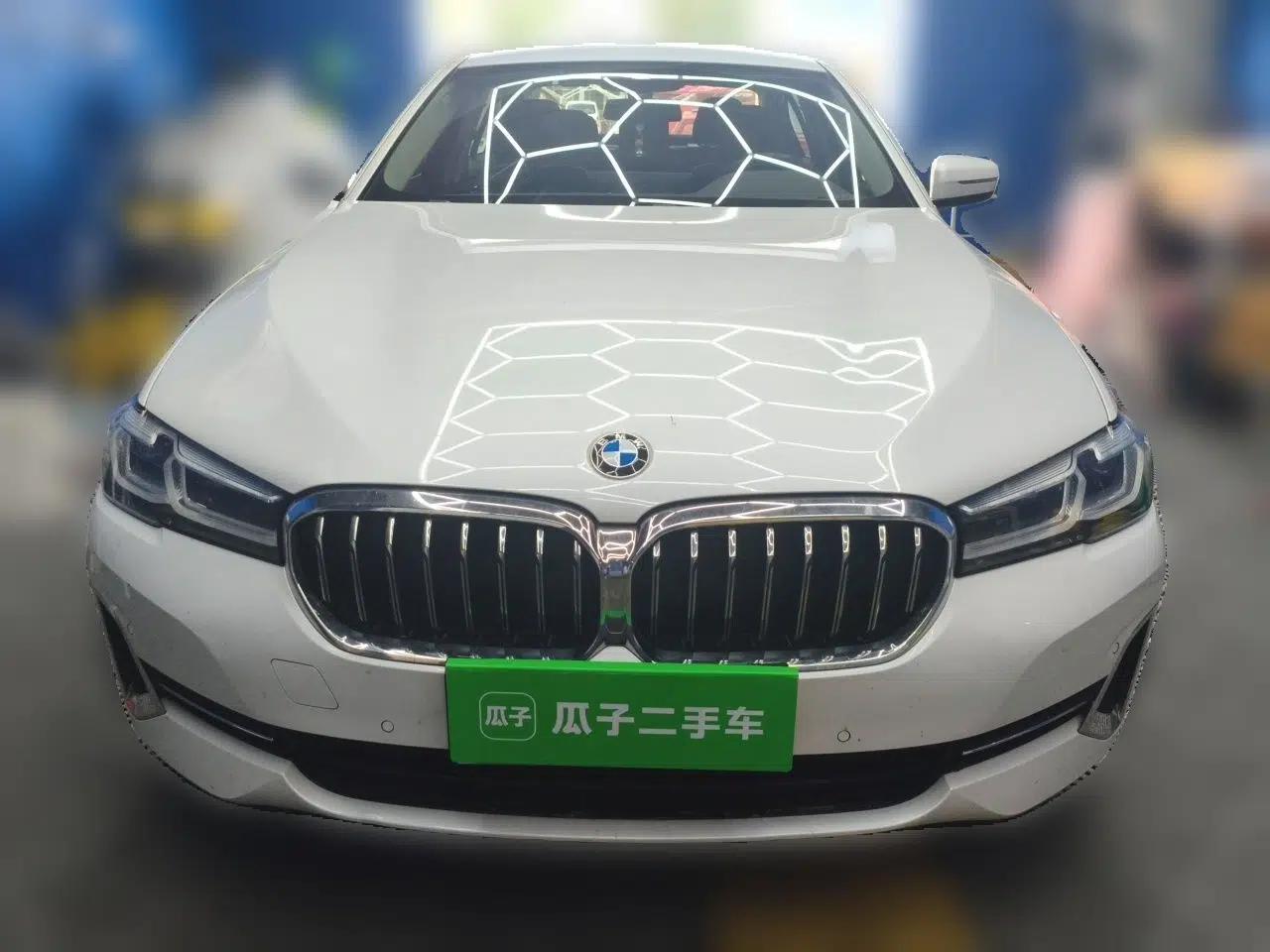 BMW 5 Series 2022 Restyled 525Li Luxury Package — миниатюра 2