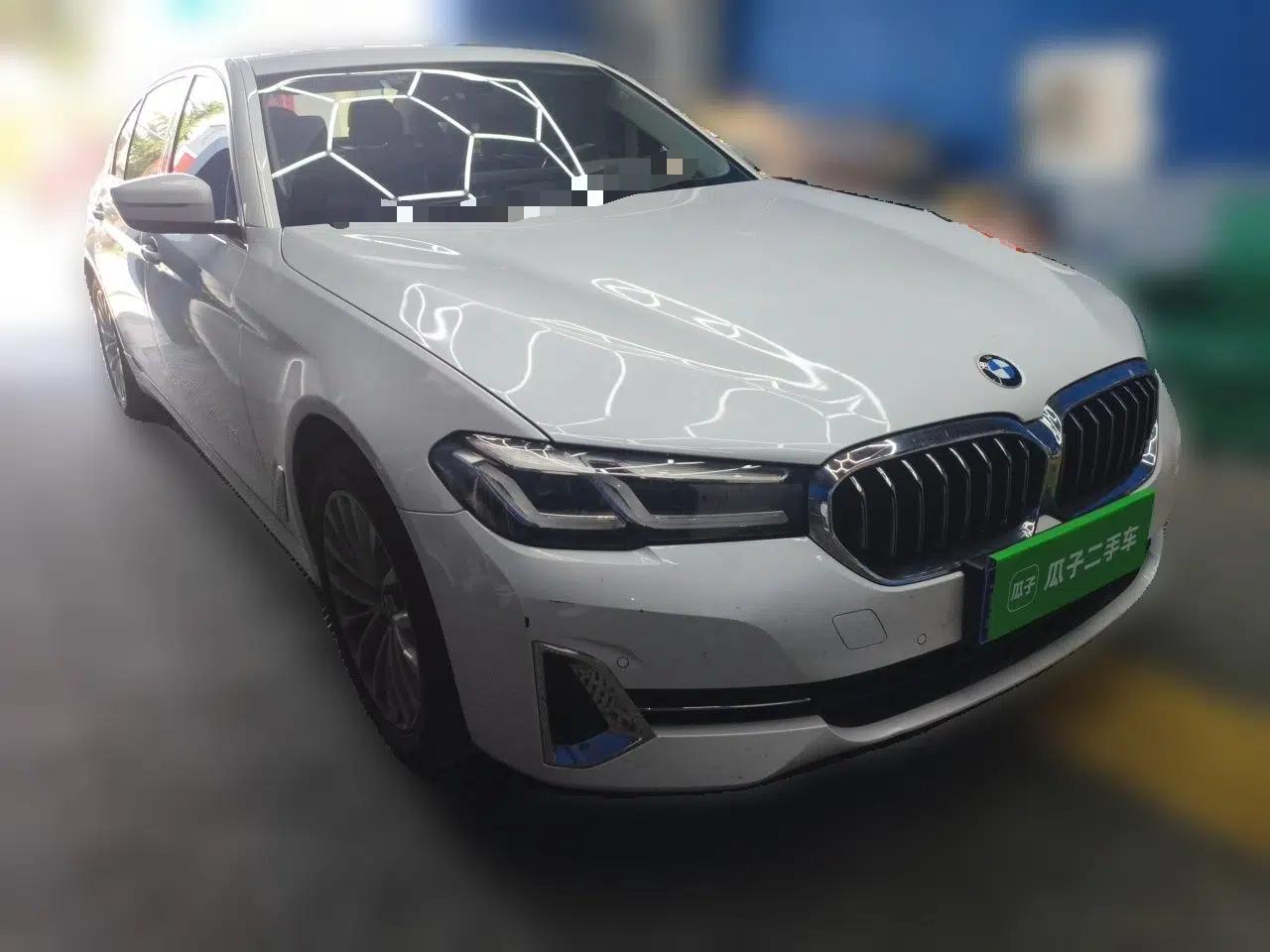 BMW 5 Series 2022 Restyled 525Li Luxury Package — миниатюра 3