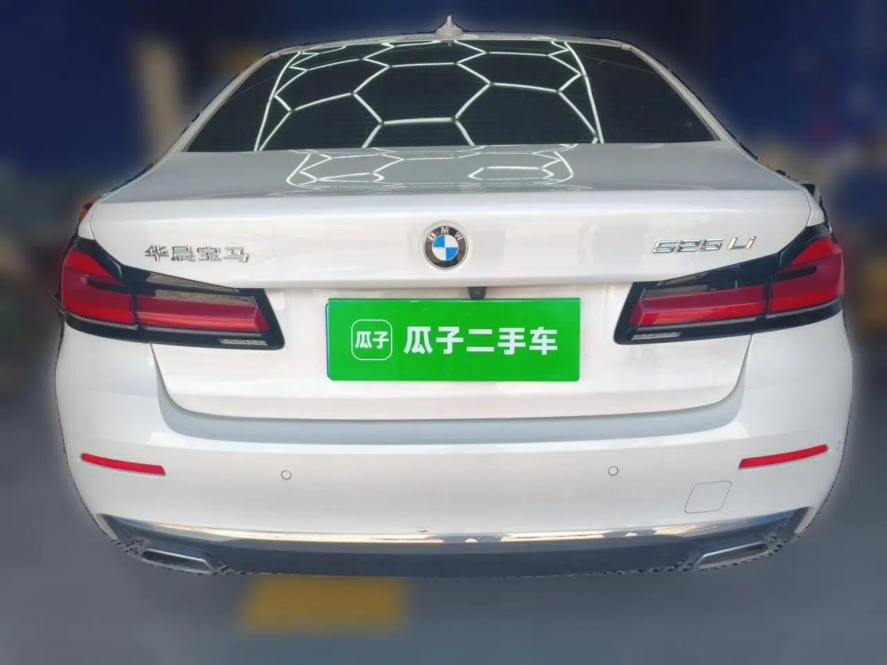 BMW 5 Series 2022 Restyled 525Li Luxury Package — миниатюра 5