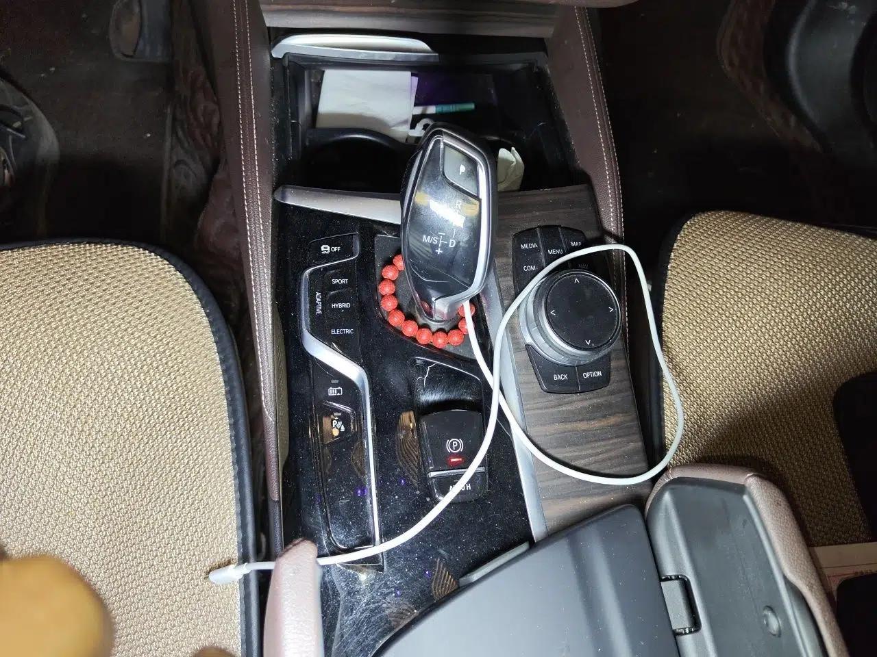 BMW 5 Series New Energy 2021 Updated 535Le Luxury Package — миниатюра 13