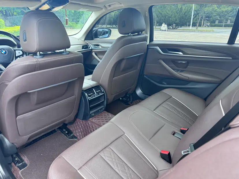 BMW 5 Series New Energy 2021 Updated 535Le Luxury Package — миниатюра 20