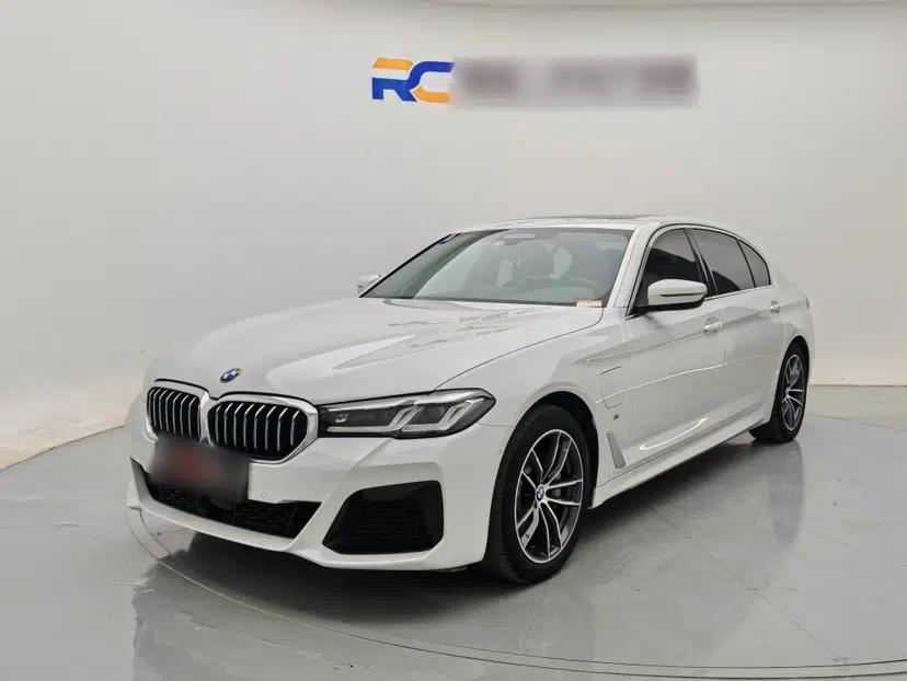 BMW 5 Series New Energy 2021 535Le Pioneer Edition M Sport Package — миниатюра 1