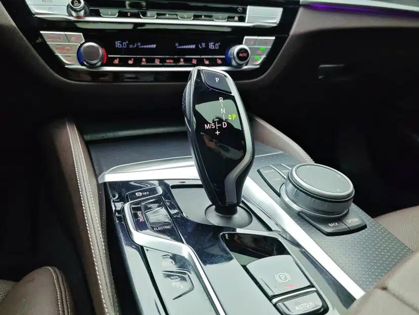 BMW 5 Series New Energy 2021 535Le Pioneer Edition M Sport Package — миниатюра 14