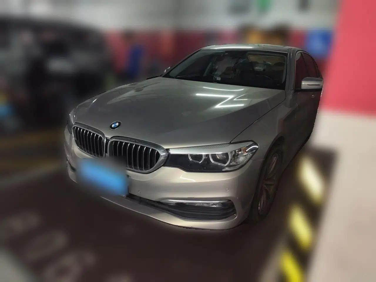 BMW 5 Series 2018 528Li Launch Special Edition — миниатюра 1