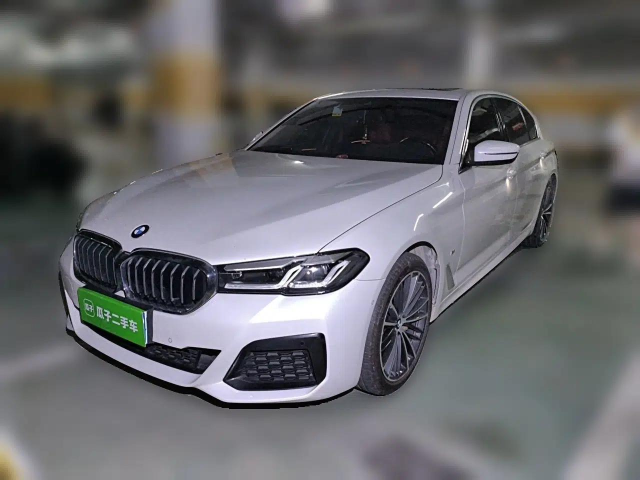 BMW 5 Series 2022 Restyled 530Li Leading Edition M Sport Package — миниатюра 1