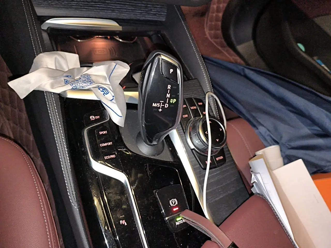 BMW 5 Series 2022 Restyled 530Li Leading Edition M Sport Package — миниатюра 14