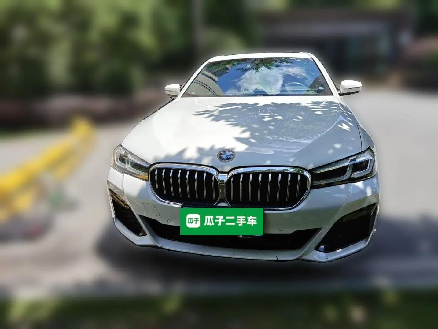 BMW 5 Series 2022 Restyled 525Li M Sport Package — миниатюра 1
